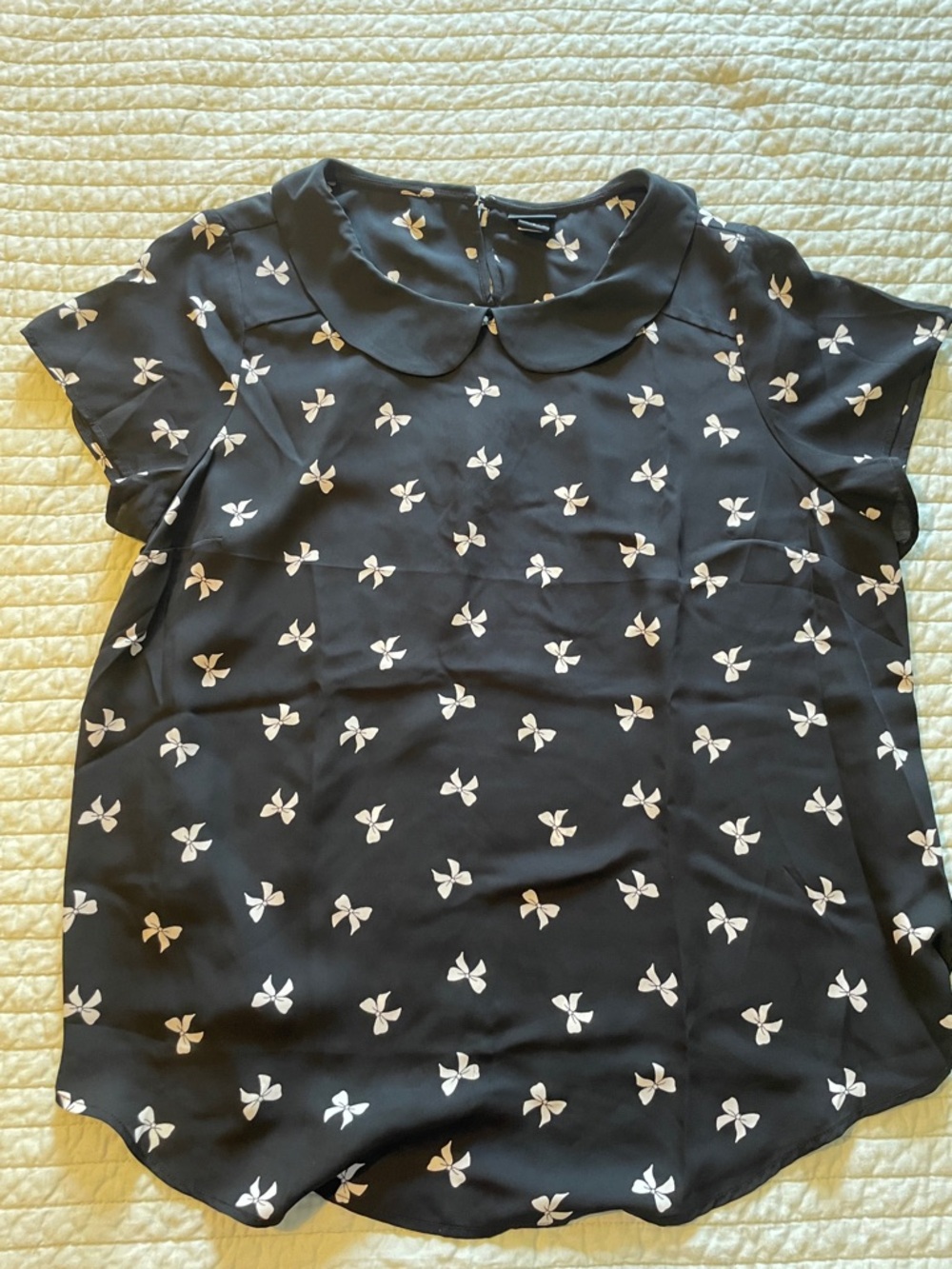 torrid Black Blouse with White Bow Print